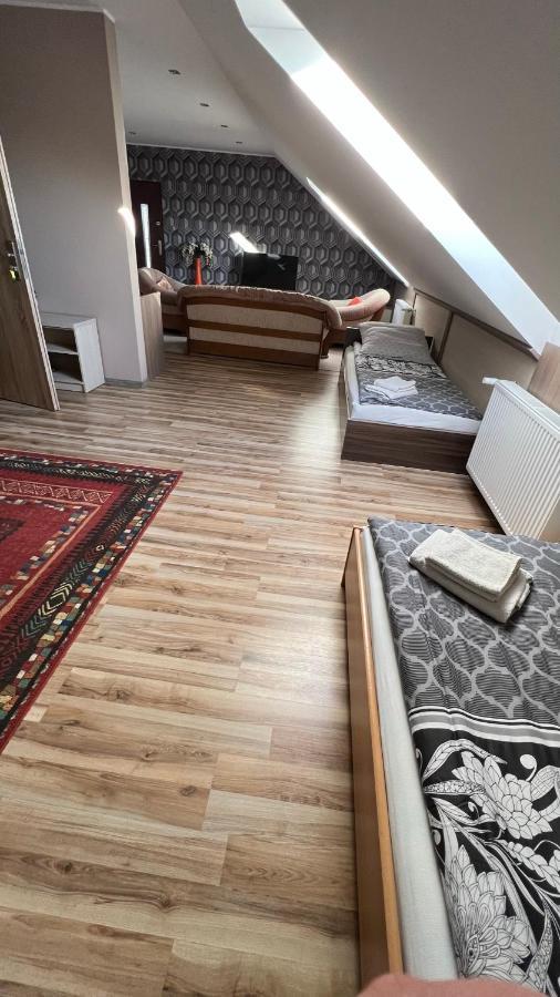 Fitnessfun Bed and Breakfast Krzyż Exteriör bild
